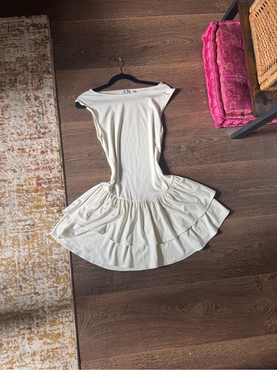 Wilfred Dresses & Skirts - Wilfred Cream Tiered Ruffle Mini Dress